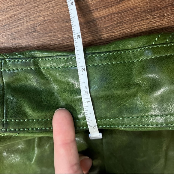 Tory Burch Green Leather Hobo - Picture 5 of 11